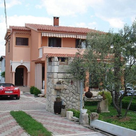 Apartments Andy ซูโกชัน ภายนอก รูปภาพ