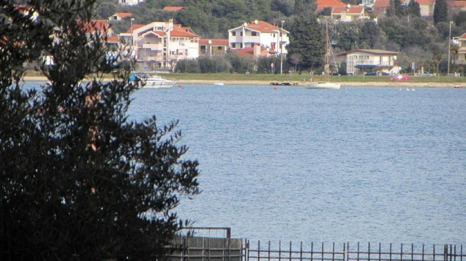 Apartments Andy ซูโกชัน ภายนอก รูปภาพ